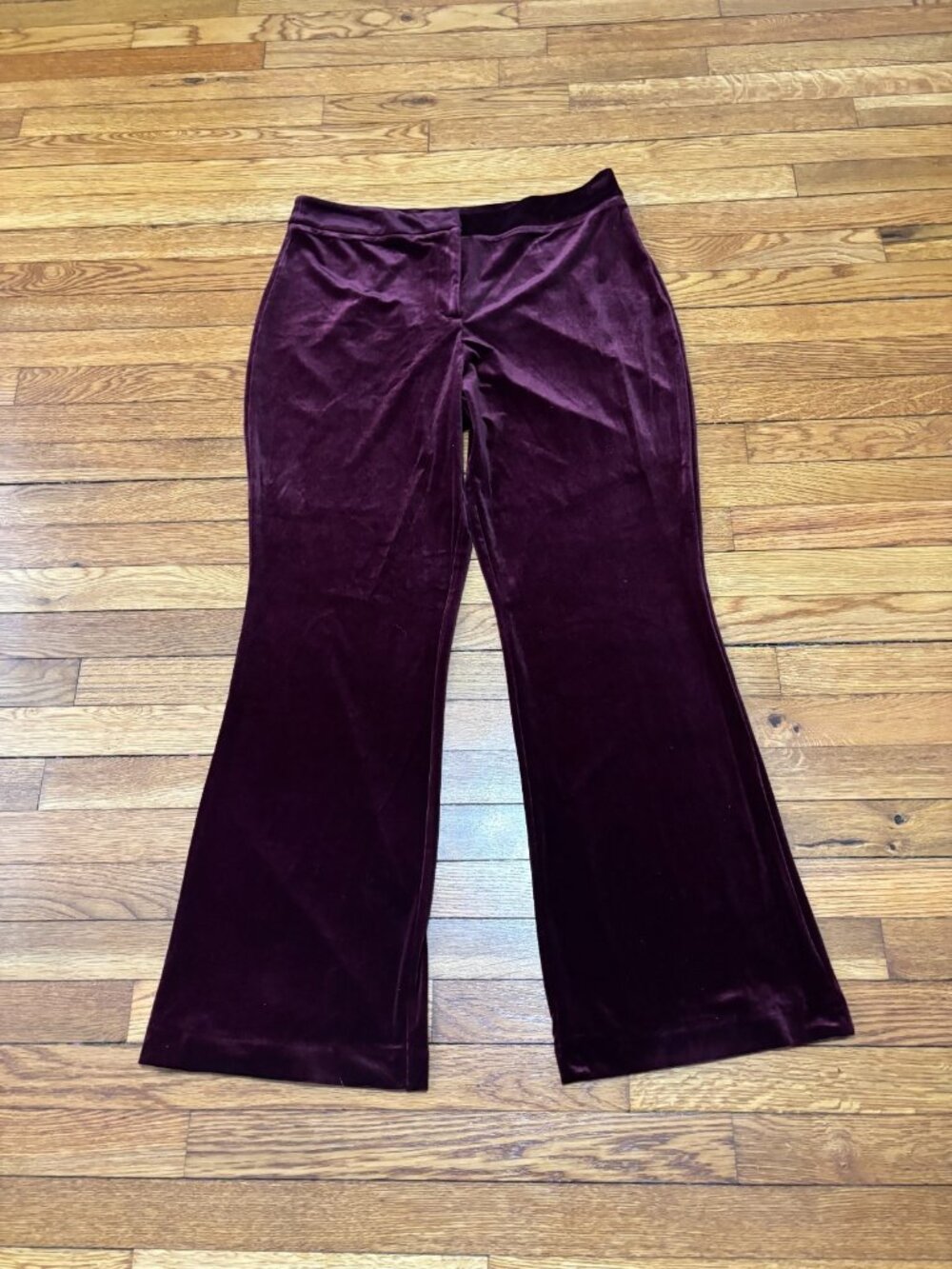 Truth by Republic Womens Velour Pants Size 14 Purple Bootcut Flare Soft NWT
